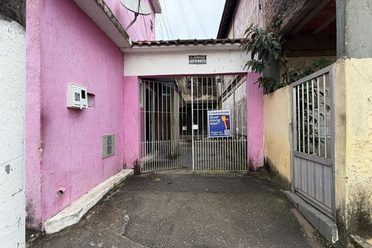 Fachada de casa de condomínio para alugar com 1 quarto, 55m² em Rádio Clube, Santos
