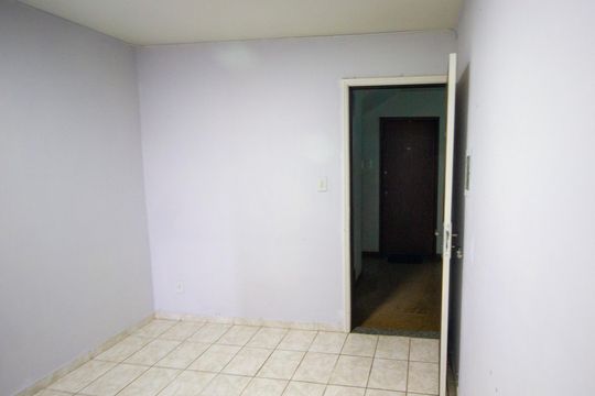 Apartamento à venda com 1 quarto, 37m² em Núcleo Bandeirante, Brasília