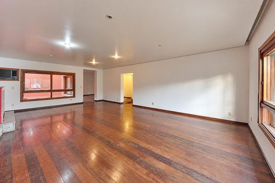 Sala de casa para alugar com 4 quartos, 750m² em Espírito Santo, Porto Alegre