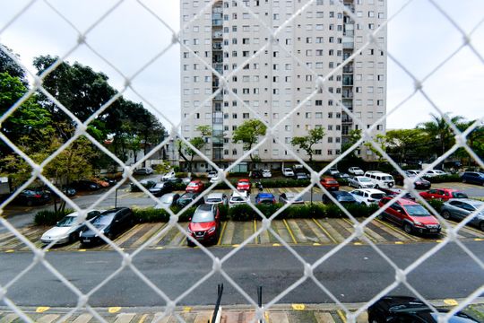 Vista do Sala de apartamento à venda com 2 quartos, 43m² em Jardim Cocaia, Guarulhos