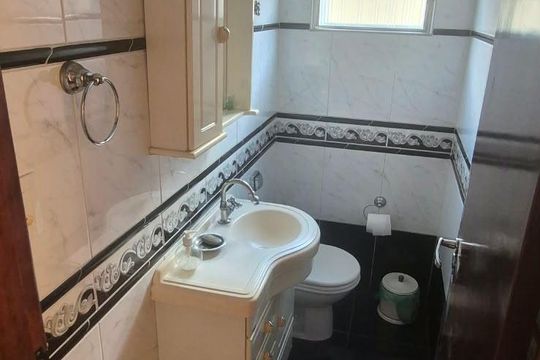 Banheiro 2 de casa à venda com 3 quartos, 134m² em Vila Guilherme, São Paulo