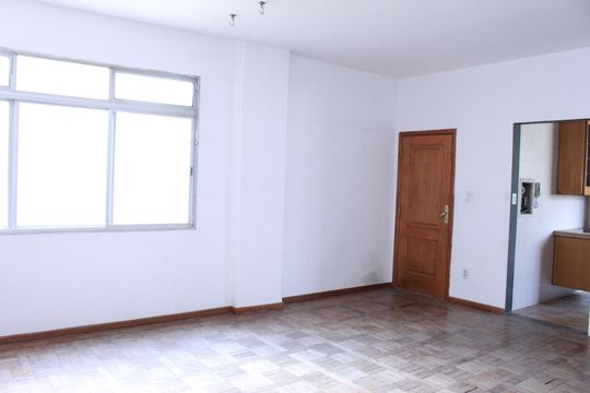 Apartamento à venda com 2 quartos, 117m² em Santa Cecilia, São Paulo