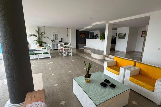 Casa à venda com 6 quartos, 702m² em Camboinhas, Niterói