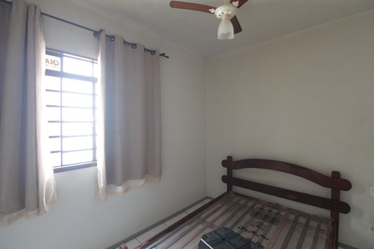 Quarto 2 de apartamento para alugar com 3 quartos, 65m² em Serrano, Belo Horizonte