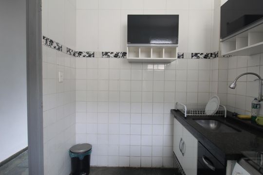 Cozinha e Área de Serviço de apartamento para alugar com 3 quartos, 65m² em Serrano, Belo Horizonte