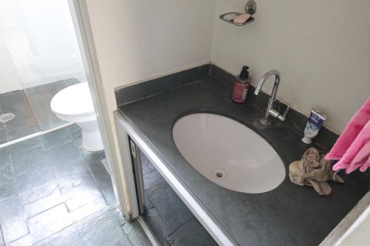 Banheiro Social de apartamento para alugar com 3 quartos, 65m² em Serrano, Belo Horizonte