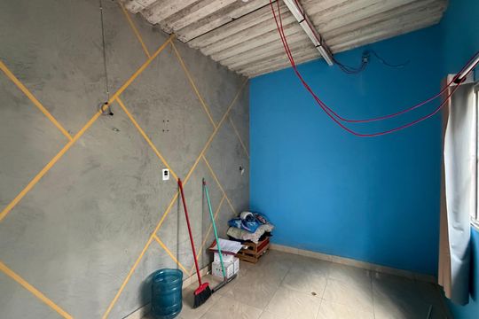 Casa para alugar com 1 quarto, 8m² em Jardim Tonato, Carapicuíba