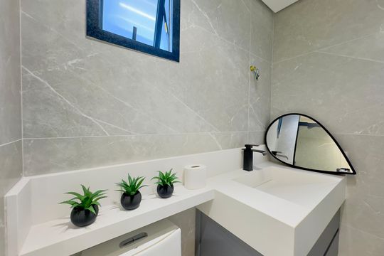 Banheiro 1 de apartamento para alugar com 3 quartos, 83m² em Jardim Flor da Montanha, Guarulhos