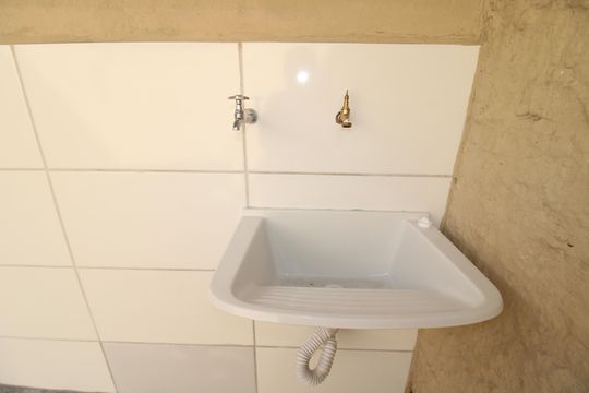 Área de Serviço de casa para alugar com 1 quarto, 70m² em Parque Peruche, São Paulo