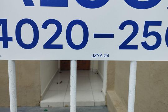 Fachada de casa para alugar com 1 quarto, 70m² em Parque Peruche, São Paulo