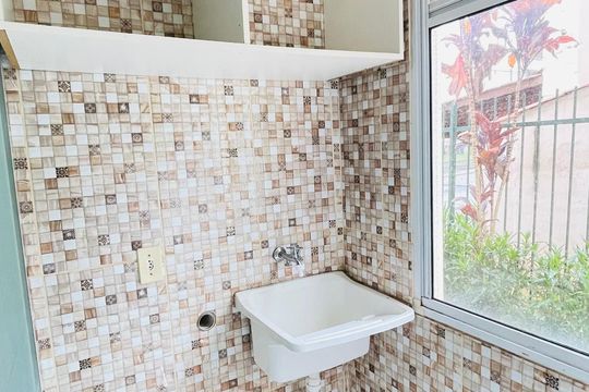 Área de Serviço de apartamento para alugar com 2 quartos, 47m² em Jardim Isis, Cotia