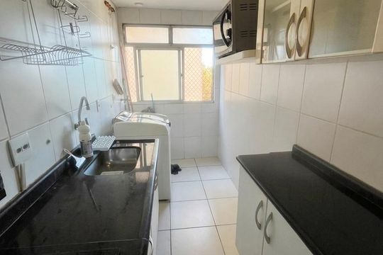 Cozinha de apartamento para alugar com 2 quartos, 50m² em Parque Munhoz, São Paulo