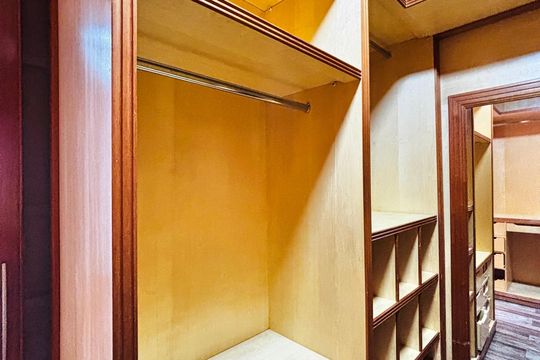 Casa de Condomínio para alugar com 5 quartos, 400m² em Tamboré, Santana de Parnaíba