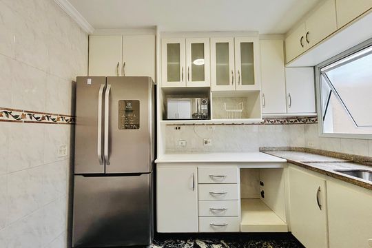 Cozinha  de casa de condomínio para alugar com 5 quartos, 400m² em Tamboré, Santana de Parnaíba