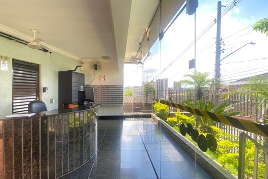 Portaria de apartamento à venda com 2 quartos, 72m² em Jardim Adriana, Osasco
