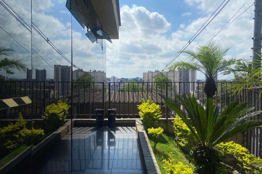 Fachada e portaria de apartamento à venda com 2 quartos, 72m² em Jardim Adriana, Osasco