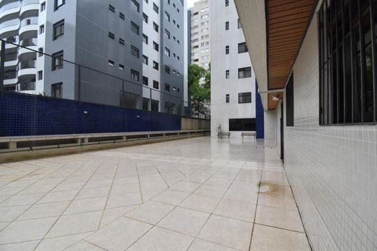 Área comum de apartamento à venda com 3 quartos, 123m² em Água Verde, Curitiba