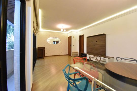 Sala de apartamento à venda com 3 quartos, 123m² em Água Verde, Curitiba