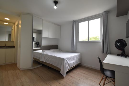Estúdio de kitnet/studio para alugar com 1 quarto, 21m² em Rebouças, Curitiba