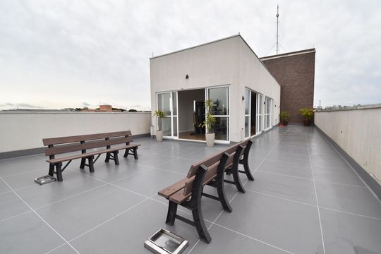 Área comum de kitnet/studio para alugar com 1 quarto, 21m² em Rebouças, Curitiba