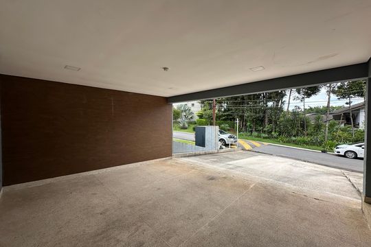 Garagem de casa de condomínio à venda com 2 quartos, 360m² em Alphaville, Santana de Parnaíba