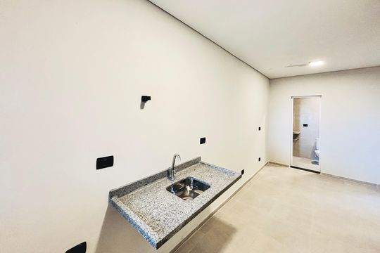 Apartamento para alugar com 1 quarto, 25m² em Vila Uniao(zona Leste), São Paulo