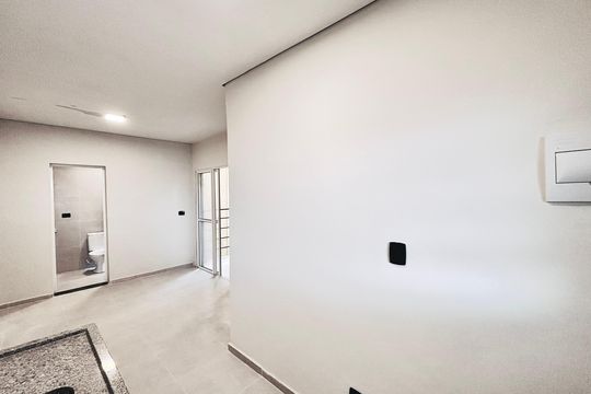 Sala/Cozinha de apartamento para alugar com 1 quarto, 25m² em Vila Uniao(zona Leste), São Paulo