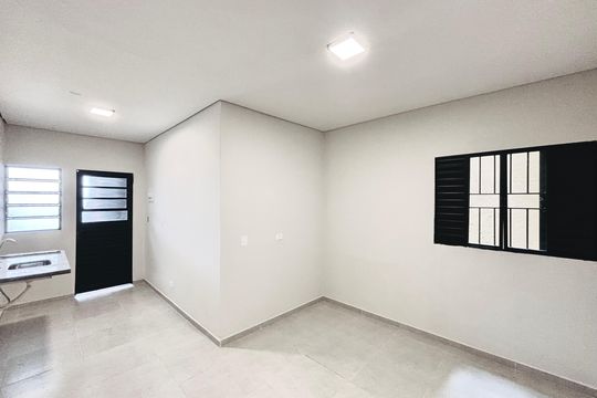 Apartamento para alugar com 1 quarto, 25m² em Vila Uniao(zona Leste), São Paulo