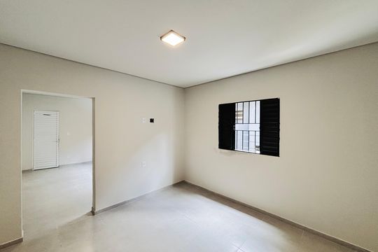 Quarto 1 de apartamento para alugar com 1 quarto, 30m² em Vila Uniao(zona Leste), São Paulo
