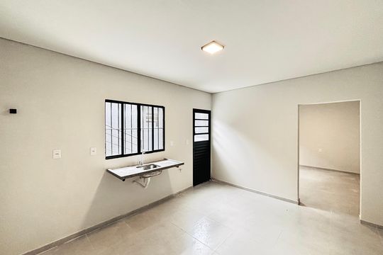 Apartamento para alugar com 1 quarto, 30m² em Vila Uniao(zona Leste), São Paulo