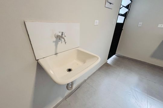 Área de Serviço de apartamento para alugar com 1 quarto, 30m² em Vila Uniao(zona Leste), São Paulo