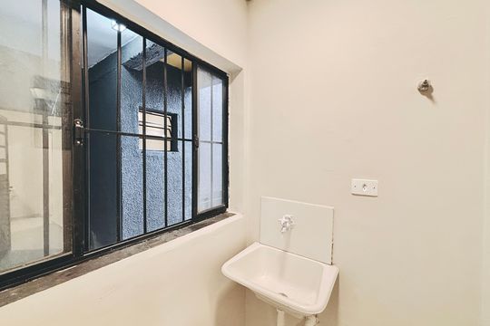 Área de Serviço de apartamento para alugar com 1 quarto, 21m² em Vila Uniao(zona Leste), São Paulo