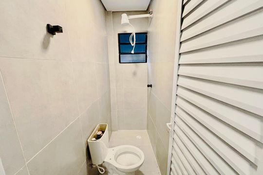 Banheiro de apartamento para alugar com 1 quarto, 25m² em Vila Uniao(zona Leste), São Paulo