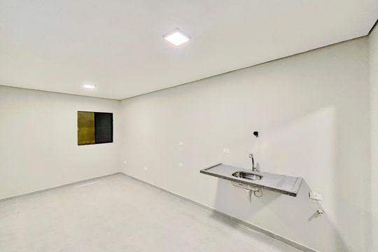 Apartamento para alugar com 1 quarto, 25m² em Vila Uniao(zona Leste), São Paulo