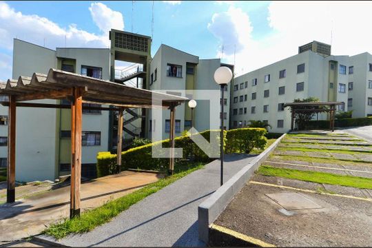 Área comum de apartamento para alugar com 2 quartos, 55m² em Jardim Flor da Montanha, Guarulhos