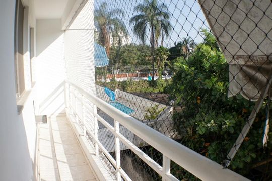 Varanda de apartamento para alugar com 2 quartos, 65m² em Tanque, Rio de Janeiro