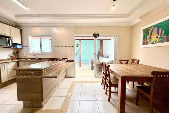 Casa de Condomínio à venda com 3 quartos, 185m² em Medeiros, Jundiaí