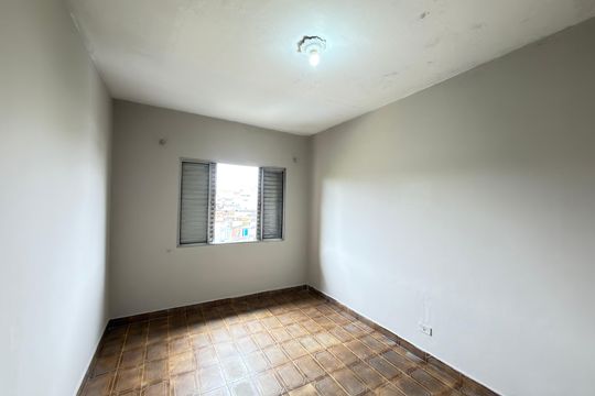 Quarto 2 de casa à venda com 2 quartos, 200m² em Bairro dos Casa, São Bernardo do Campo