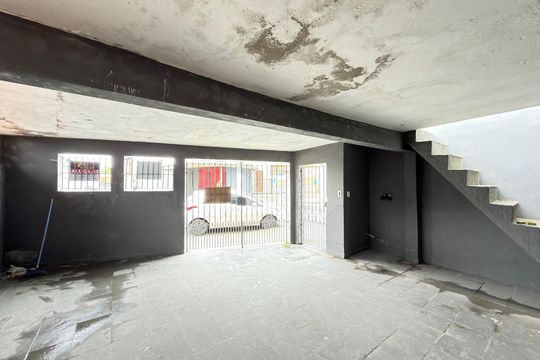 Garagem de casa à venda com 2 quartos, 200m² em Bairro dos Casa, São Bernardo do Campo