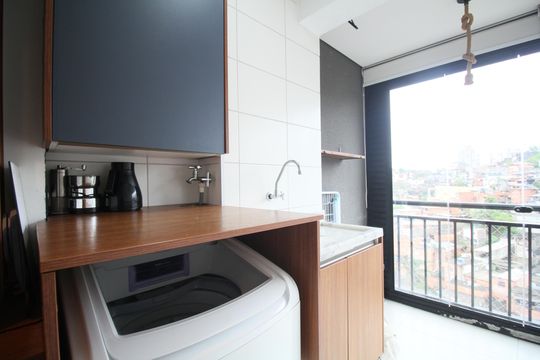 Área de Serviço de apartamento para alugar com 2 quartos, 49m² em Parque Reboucas, São Paulo