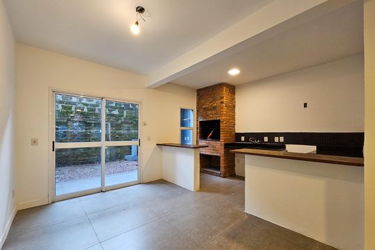 Casa para alugar com 3 quartos, 150m² em Hípica, Porto Alegre