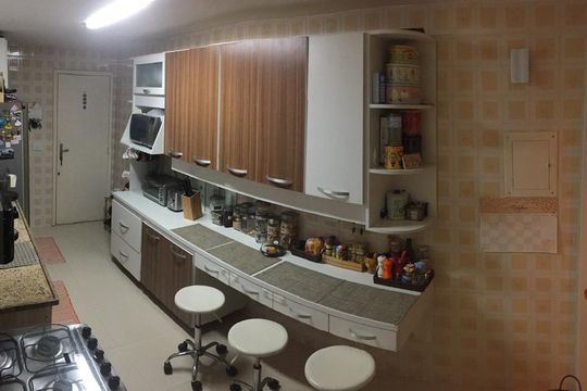 Cozinha de apartamento à venda com 2 quartos, 60m² em Jardim Guanabara, Rio de Janeiro