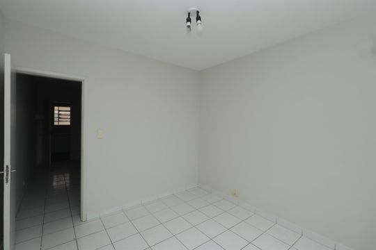 Quarto de kitnet/studio para alugar com 1 quarto, 30m² em Vila Sao Geraldo, São Paulo
