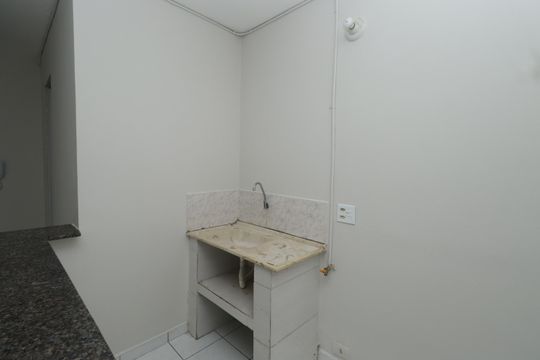 Cozinha de kitnet/studio para alugar com 1 quarto, 30m² em Vila Sao Geraldo, São Paulo