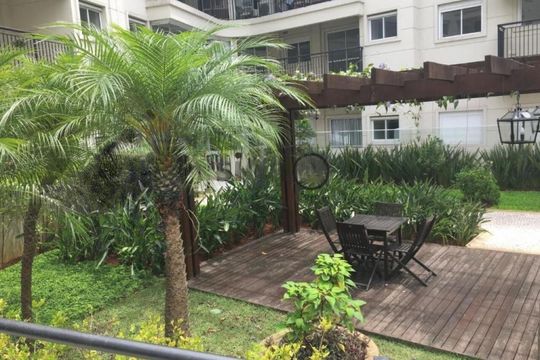 Apartamento à venda com 2 quartos, 83m² em Jardim Leonor, São Paulo