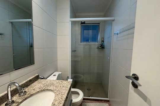 Banheiro da Suíte 2 de apartamento para alugar com 3 quartos, 107m² em Alphaville, Barueri