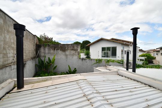 Quarto 1 - Vista de casa de condomínio à venda com 2 quartos, 198m² em Parque Taquaral, Campinas