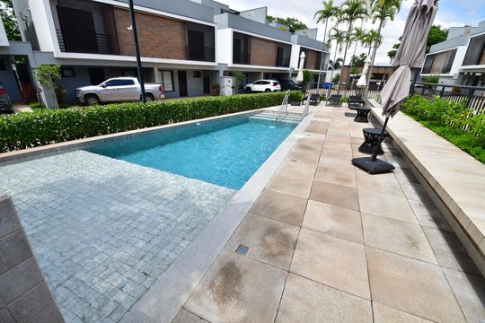 Área comum - Piscina de casa de condomínio à venda com 2 quartos, 198m² em Parque Taquaral, Campinas