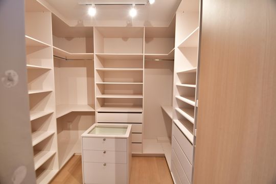 Quarto 2 - Suíte Closet de casa de condomínio à venda com 2 quartos, 198m² em Parque Taquaral, Campinas