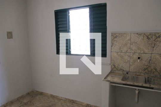 Cozinha de kitnet/studio à venda com 1 quarto, 46m² em Jardim Guanabara, Goiânia